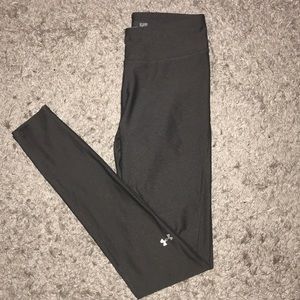 Under Armour compression leggings
